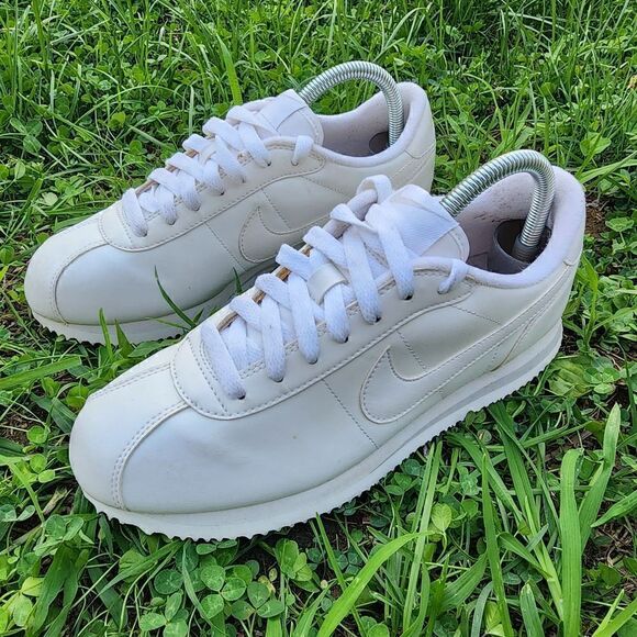 NIKE CLASSIC CORTEZ  GS- KIDS Sneakers - SIZE 6.5Y - Picture 3 of 9